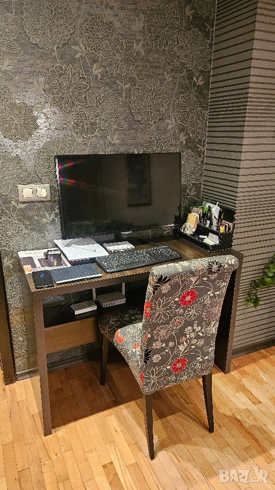 Бюро, снимка 1