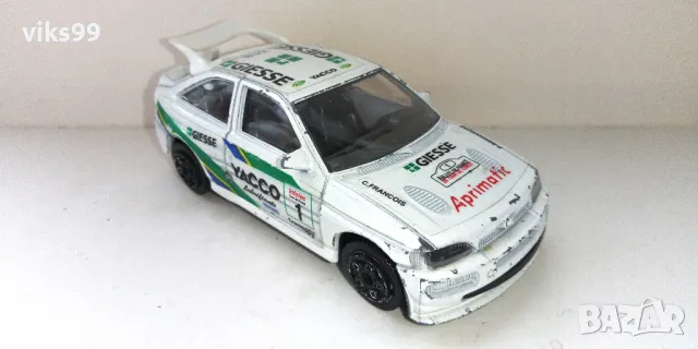 Ford Escort RS Cosworth Bburago MADE IN ITALY 1:43, снимка 5 - Колекции - 49325915