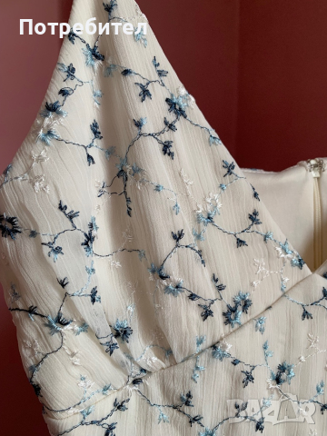 Бяла рокля с бродирани цветя NLY TREND, снимка 7 - Рокли - 44649238