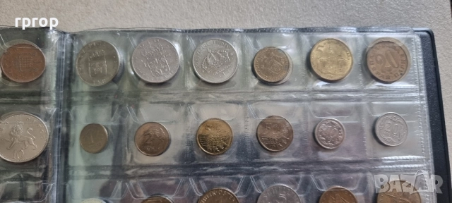 Чисто нов класьор с 100 монети, снимка 12 - Нумизматика и бонистика - 51576511
