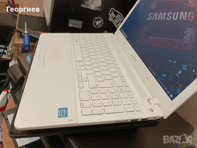 Лаптоп Samsung NP370RPE-AO2BG / 15,6", снимка 6 - Лаптопи за дома - 56104102
