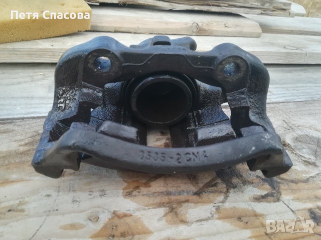 Vw Passat Wagon B3 2.0 1992 Преден десен спирачен апарат, снимка 2 - Части - 42765893