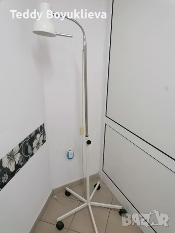 Медицинска лампа