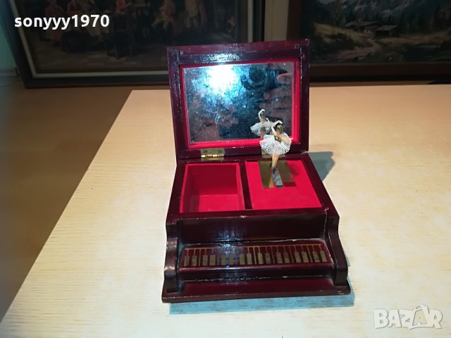 AL SWAN LAKE-музикална кутия-С БАЛЕРИНА-внос франция, снимка 2 - Колекции - 29491097
