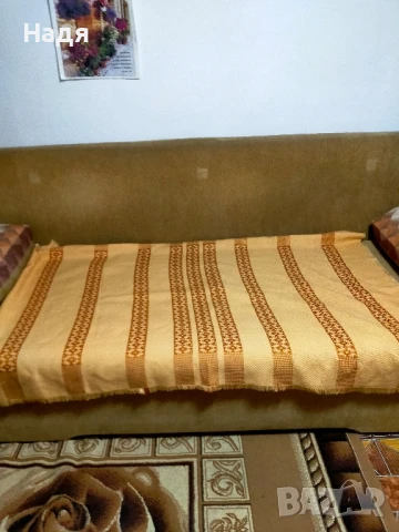 Разтегателен диван с място за багаж 