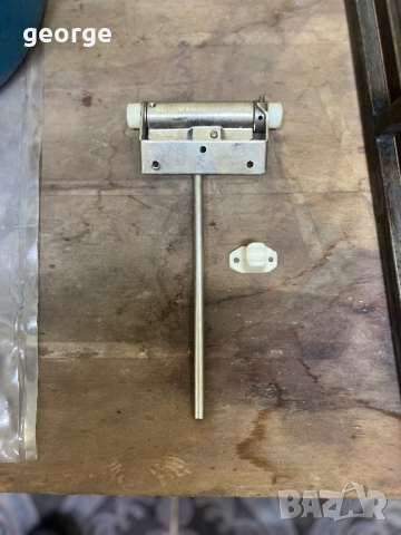 Пружинен автомат за врата