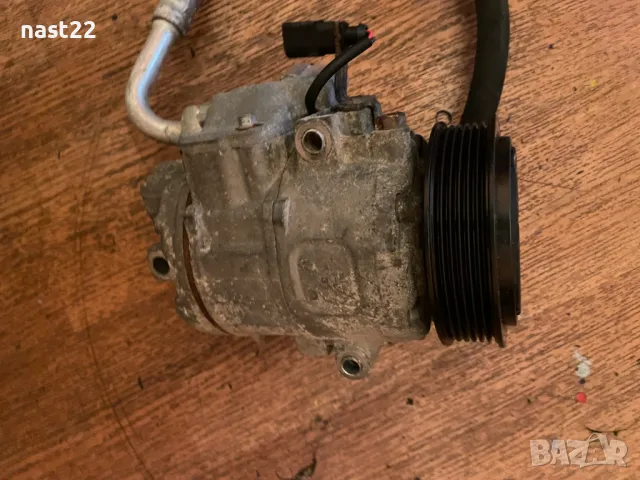 Компресор климатик за Volkswagen Polo 1.4 TDI № 6Q0 820 808E Фолксваген Поло, снимка 4 - Части - 49800852