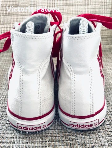 Красиви кецове ADIDAS оригинал, снимка 4 - Кецове - 50502996