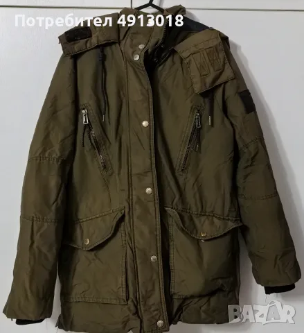 Дамска зимна парка Bershka с качулка и пух - Размер S 