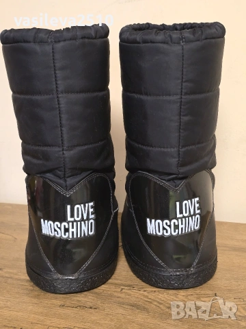 Love Moschino оригинални дамски топли апрески , снимка 5 - Дамски апрески - 53892768