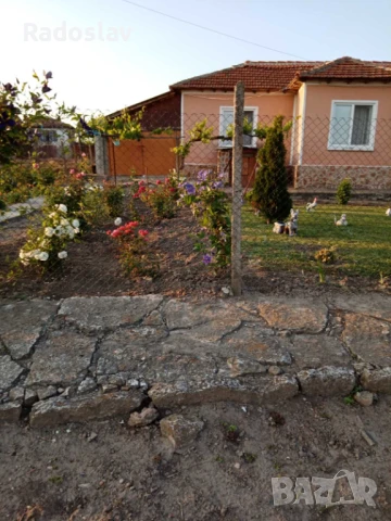 продавам къща с.Смолница обл Добрич, снимка 1