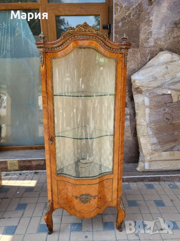 Красива барокова витрина 018, снимка 4 - Секции и витрини - 37961326