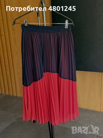 Плисирана пола миди Pepe Jeans в два цвята