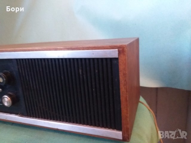 Радио ВЕЖЕН 1968г, снимка 4 - Радиокасетофони, транзистори - 31619101