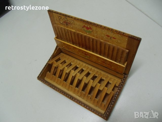 № 4957 стара дървена кутия / табакера  - размер 19,5 / 10,5 / 4,5 см , снимка 3 - Други ценни предмети - 31371552