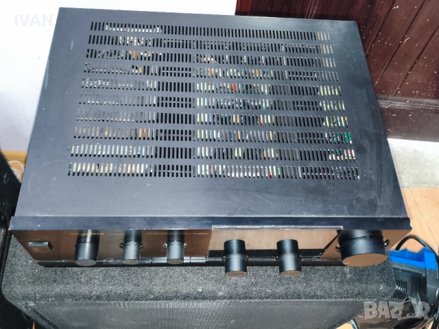 Продавам усилвател grundig-a9000, снимка 3 - Ресийвъри, усилватели, смесителни пултове - 53988446