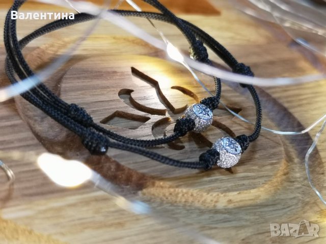 Подаръчен комплект Свети Валентин/Ден на влюбените за Него и нея сребърна гривна кубче/око, снимка 13 - Гривни - 35534305