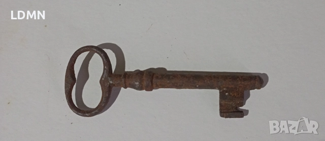 Стар железен ключ, снимка 2 - Антикварни и старинни предмети - 52557826