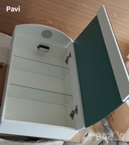 Нов ПВЦ шкаф за баня 