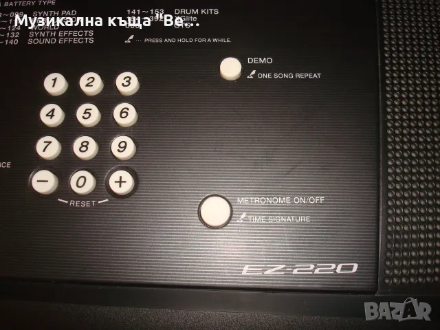 Синтезатор Yamaha EZ-220 със стойка, снимка 8 - Синтезатори - 56328400