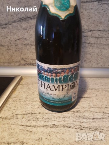 Бутилка НЕРАЗПЕЧАТАНА юбилейна от ЕВРО'96 с Националния отбор по футбол на България , снимка 3 - Други ценни предмети - 37484812