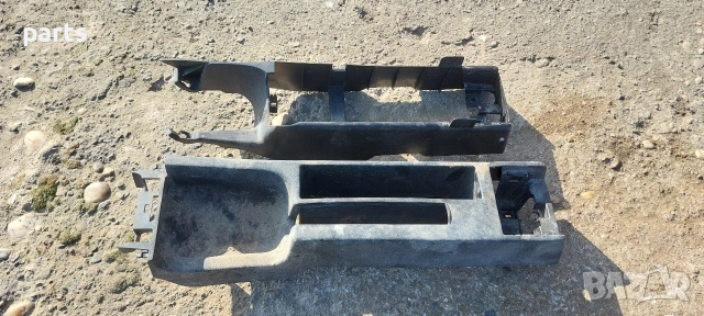 Панели Ръчна Спирачка VW Пасат 3 2бр. - 357863695 - 357863319, снимка 2 - Части - 53968495