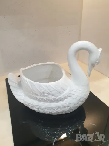 Порцеланова фигура кашпа лебед, снимка 2 - Колекции - 49154347