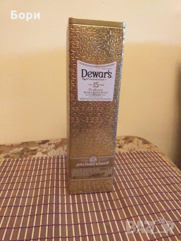 Dewar's метална кутия от уиски, снимка 1 - Други ценни предмети - 29457499