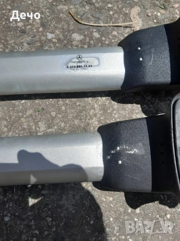 Оригинален Алуминиев багажник НАПРЕЧНИ ГРЕДИ за Mercedes W204 combi.Липсват 4те капачета, снимка 2 - Аксесоари и консумативи - 50697303