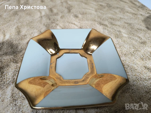 Чаша за кафе (демитасе) от чехословашки син порцелан Haas and Czjzek, снимка 4 - Чаши - 51232444