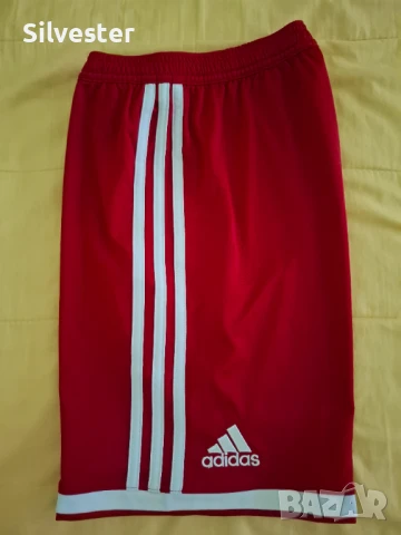 Детски червени шорти Адидас, 100% Оригинални!
