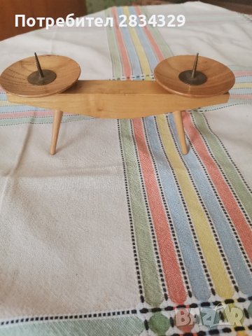 дървен свещник за 2 свещи