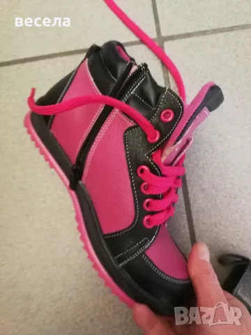 боти за момичета 26,27,28,30,35,36, снимка 2 - Детски боти и ботуши - 47701306