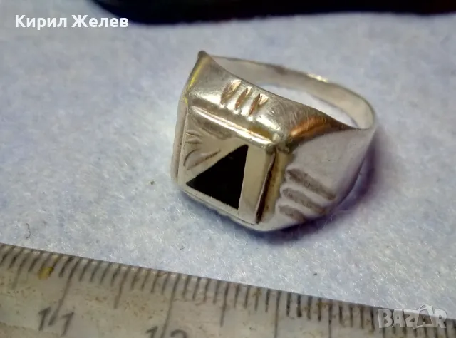 Стар РЪЧНО РЕТРО ОРНАМЕНТИРАН СРЕБЪРЕН ПРЪСТЕН СРЕБРО 925 с ИНКРУСТИРАН ШЛИФОВАН ЧЕРЕН ОНИКС 48234