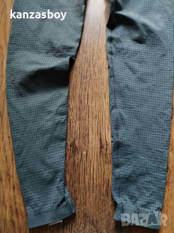 Gymshark Vital Seamless 2.0 Leggings - Strong Grey - дамски фитнес клин L КАТО НОВ , снимка 10 - Клинове - 54156289