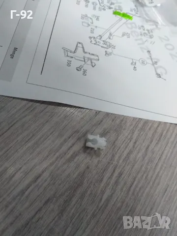 A0039885078**NEU**MERCEDES-BENZ**ДЪРЖАЧ ЗА ВРАТА**, снимка 2 - Части - 48193661