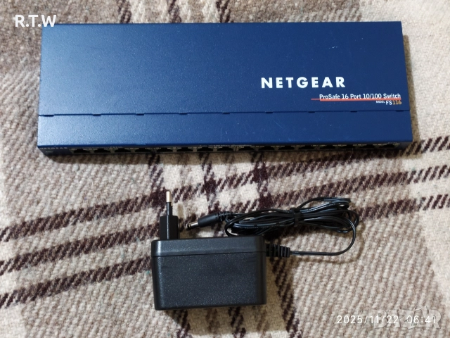 Netgear ProSafe 16-Port, 10/100, Switch , снимка 13 - Суичове - 52668897