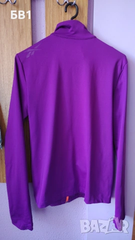 Оригинална дамска горница Reebok, снимка 3 - Спортни екипи - 54337294