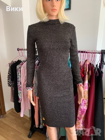 Черна рокля със златни нишки, снимка 4 - Рокли - 40819715