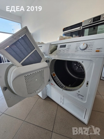 Сушилня с термопомпа Míele, снимка 3 - Сушилни - 52738577