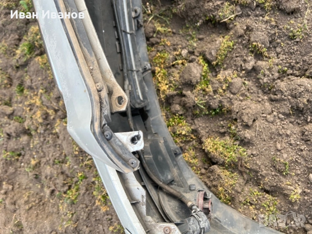 Toyota avensis T250 предна броня, снимка 7 - Части - 53878193