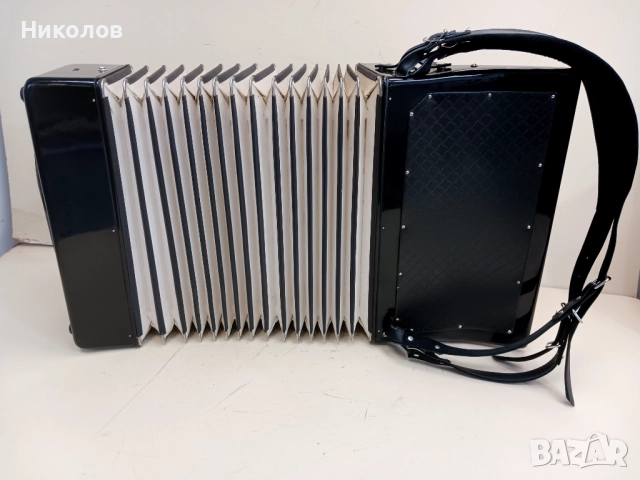 Акордеон Weltmeister Consona 96 баса, снимка 7 - Акордеони - 52952854