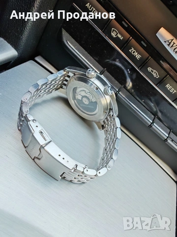 Продавам часовник , снимка 2 - Мъжки - 53075191