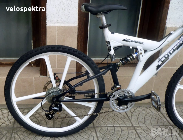 ТОРЕК ! 26 цола ! "мека" рамка ! Диск ! 27 скорости Деоре ! Германия!, снимка 14 - Велосипеди - 54205154