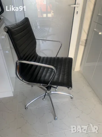 Продавам стабилен стол за бюро., снимка 13 - Столове - 47315418