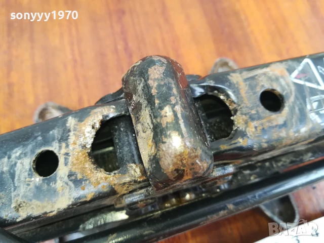 RENAULT-ORIGINAL КРИК-ВНОС SWISS 0906251709, снимка 4 - Аксесоари и консумативи - 50605482