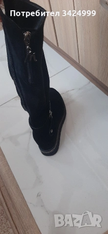 Нови дамски ботуши от велур, снимка 2 - Дамски ботуши - 53290657