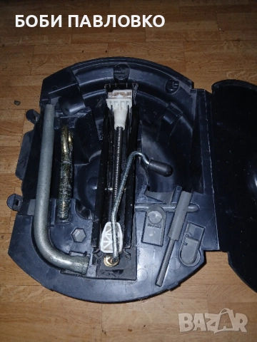 Органайзер с инструменти фв,сеат,шкода оем, снимка 13 - Аксесоари и консумативи - 51971316