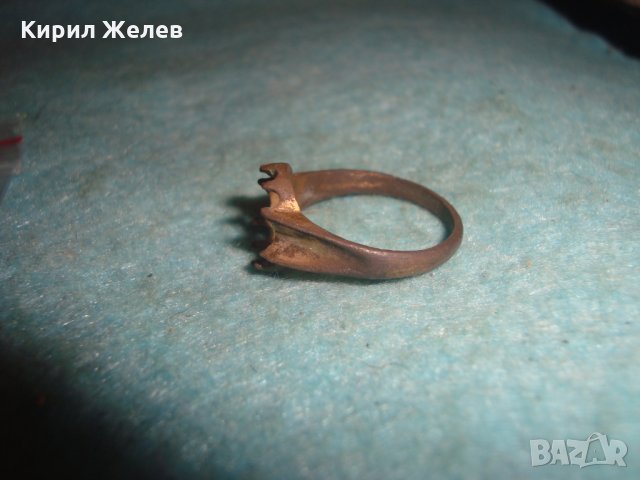 МНОГО СТАР БРОНЗОВ със СЛЕДИ от ПОЗЛАТА ПРЪСТЕН ПАТИНА РЪЧНА ИЗРАБОТКА с ГНЕЗДО за КАМЪК 27057, снимка 2 - Антикварни и старинни предмети - 34999402