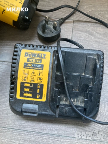 Dewalt DCS391 Ръчен Циркуляр, снимка 3 - Триони и циркуляри - 53958772
